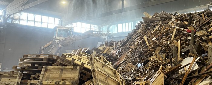 Zur Seite Holzaufbereitung